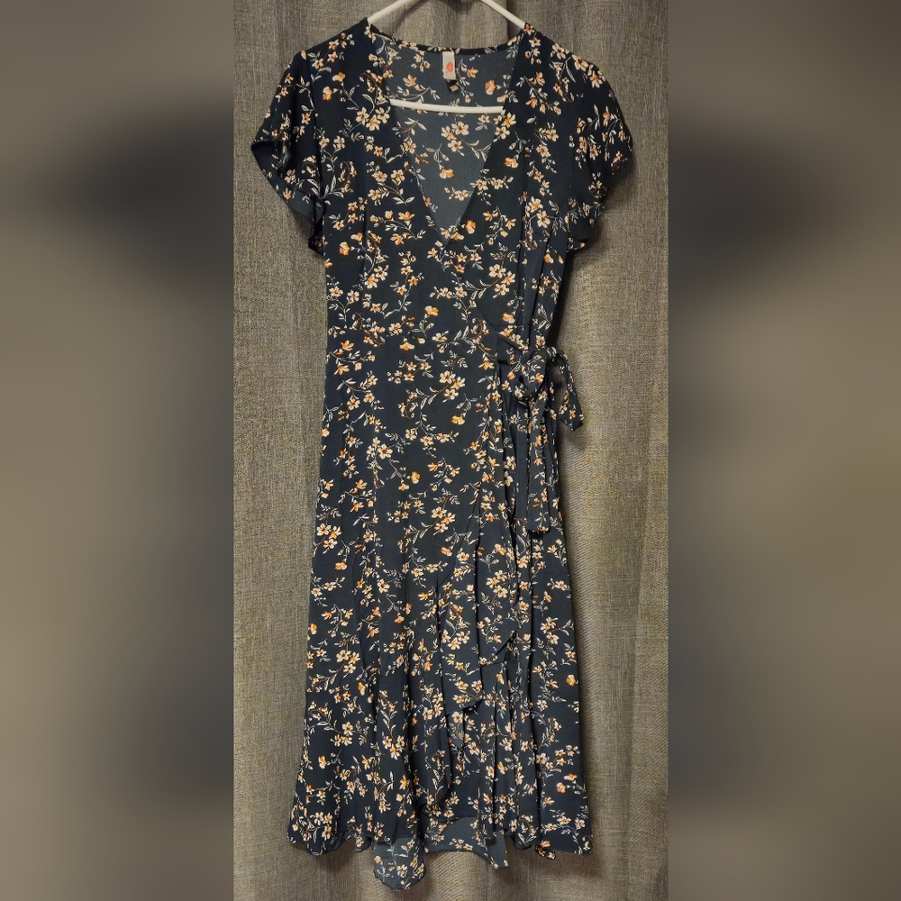 Boho Floral Dark Green/Gray Ruffle Hem Midi Wrap Dress, A Line Style Size Large